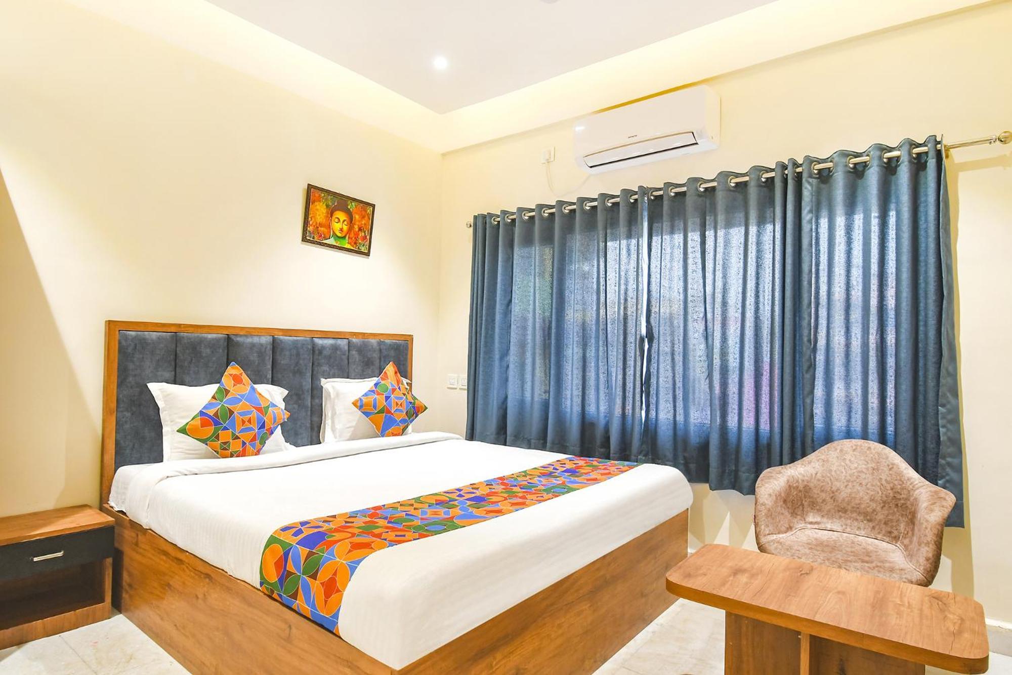 Fabhotel Prime The Golden Plaza - Nr Tarapith Temple Kültér fotó